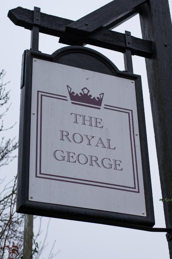 Hotel Royal George Great Easton  Esterno foto