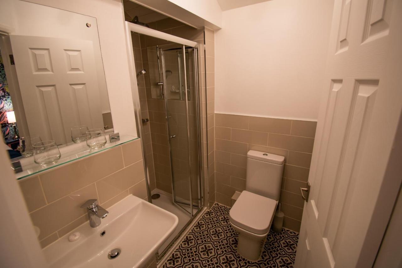Hotel Royal George Great Easton  Esterno foto