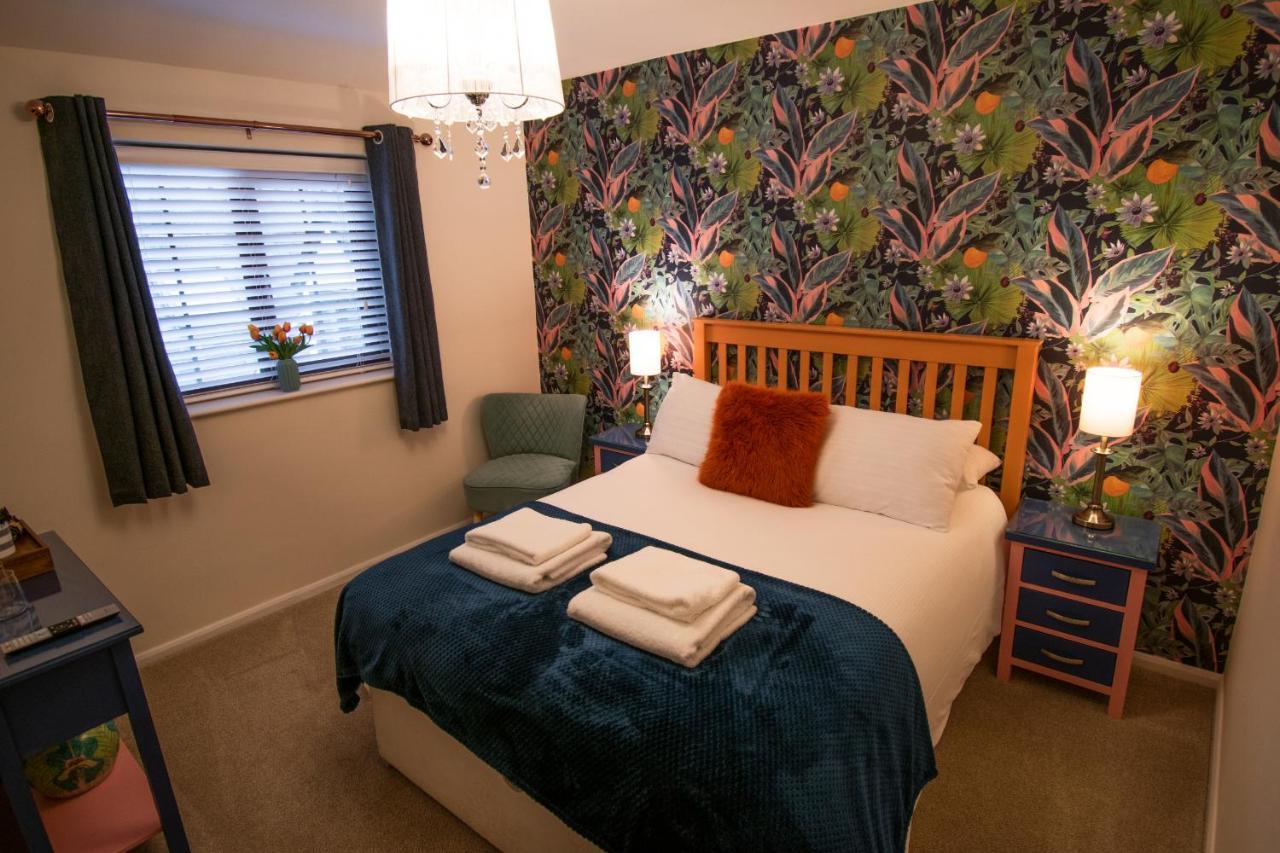 Hotel Royal George Great Easton  Esterno foto