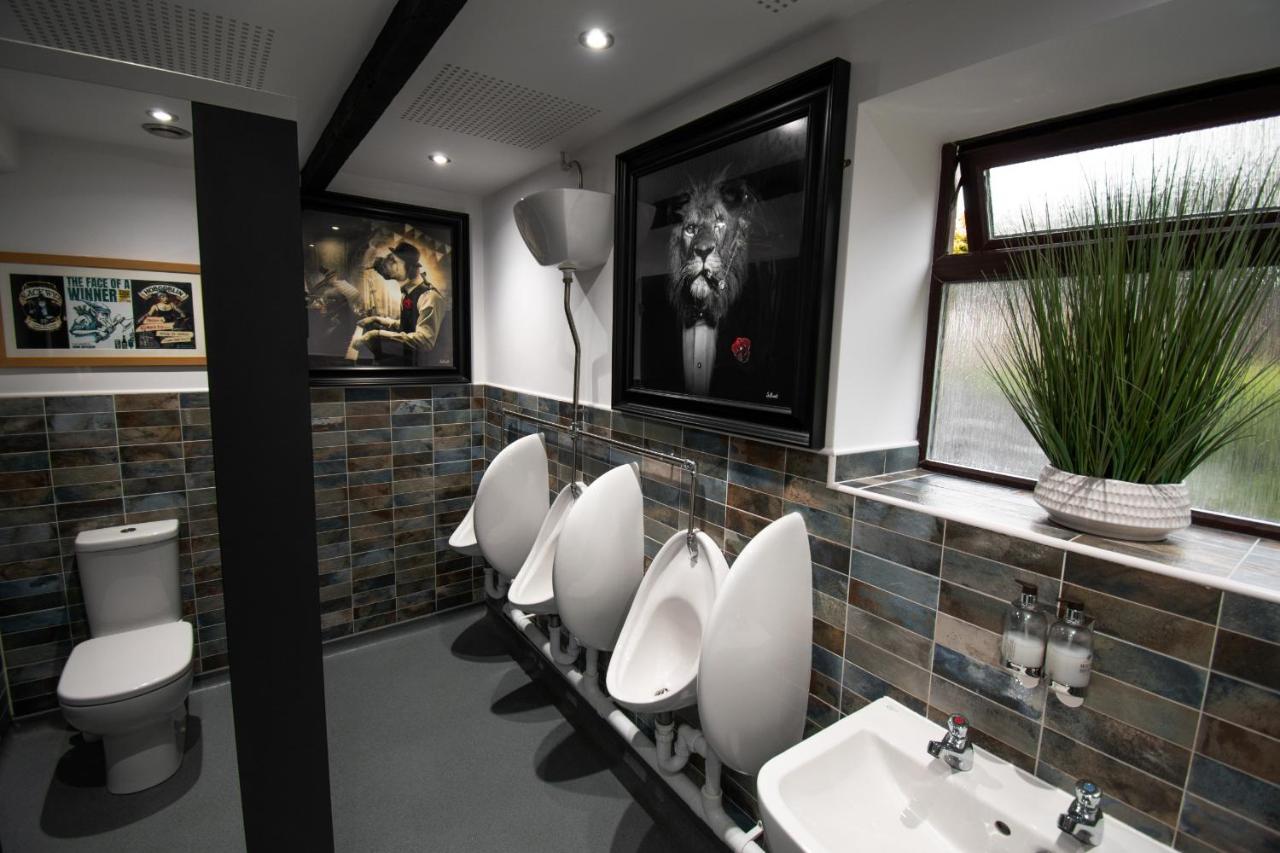 Hotel Royal George Great Easton  Esterno foto