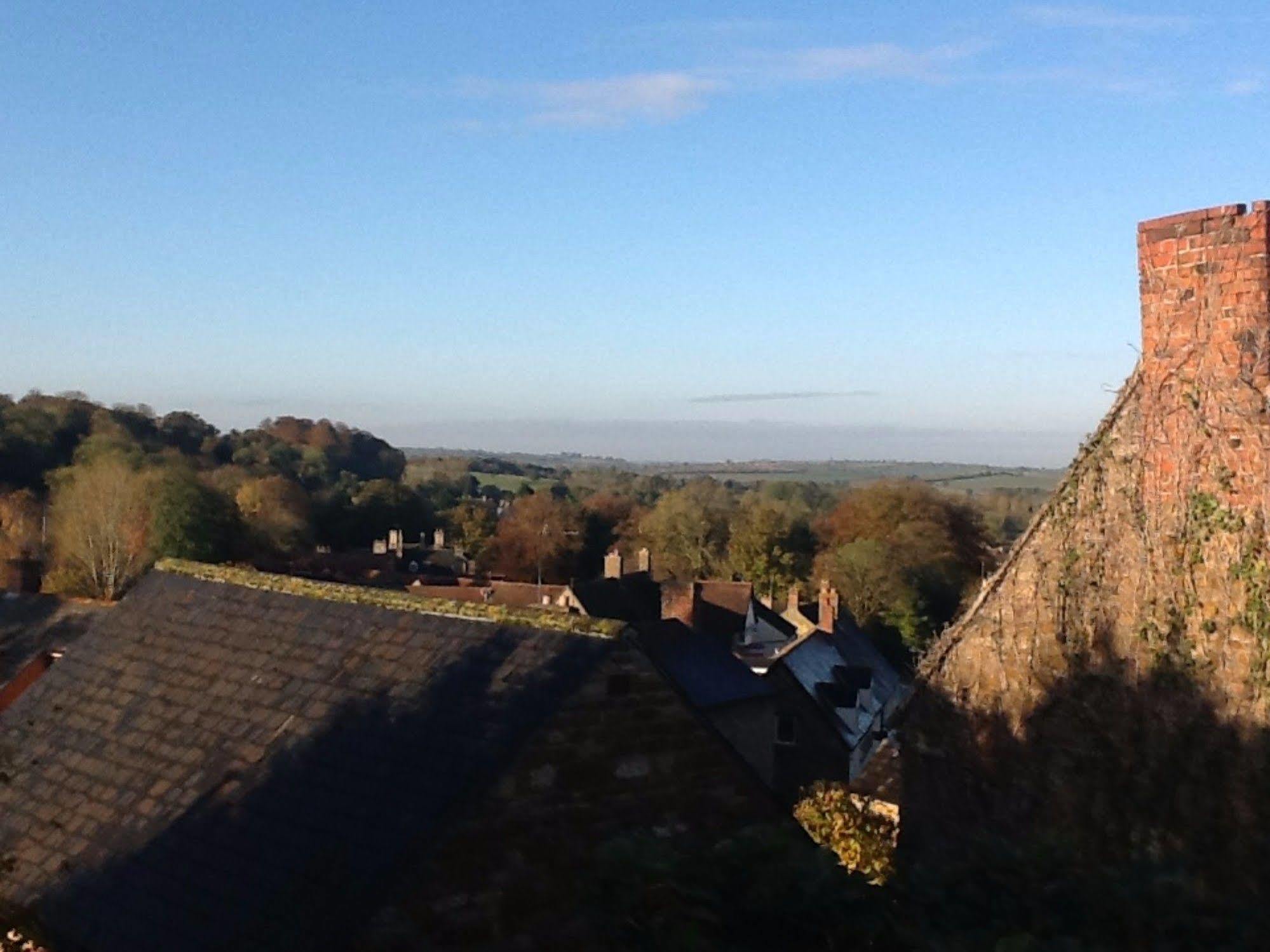 Hotel Royal George Great Easton  Esterno foto
